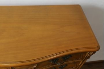 中古　美しい手彫り彫刻のロココ調猫脚チェスト(サイドチェスト、引き出し)(定価推定約80万円)(R-075685)