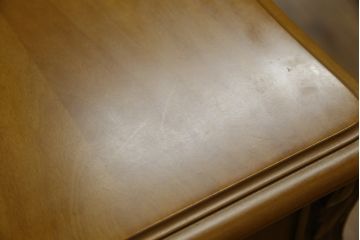 中古　美しい手彫り彫刻のロココ調猫脚チェスト(サイドチェスト、引き出し)(定価推定約80万円)(R-075685)