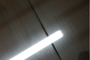 中古　美品　指物工芸家具　本紫檀(シタン)　凝った脚のデザインが目を惹くガラス天板付き座卓(ローテーブル、センターテーブル)(R-075690)