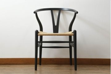 中古　北欧家具　老舗家具メーカー CARL HANSEN & SON(カール・ハンセン&サン)　ハンス J. ウェグナー(HANS J. WEGNER)デザイン　CH24　特徴的なラインを描く美しいフォルムのYチェア(ワイチェア、ダイニングチェア、アームチェア、イス、椅子)(R-075704)