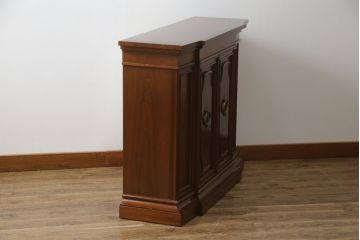 中古　DREXEL HERITAGE(ドレクセルヘリテイジ)　FRANCHESCA(フランチェスカ)　クラシカルな佇まいが美しいサイドボード(クレデンザ、クリデンザ、収納棚、戸棚、サイドキャビネット、ホールチェスト)(R-075706)