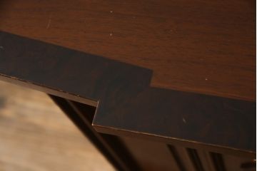 中古　DREXEL HERITAGE(ドレクセルヘリテイジ)　FRANCHESCA(フランチェスカ)　クラシカルな佇まいが美しいサイドボード(クレデンザ、クリデンザ、収納棚、戸棚、サイドキャビネット、ホールチェスト)(R-075706)