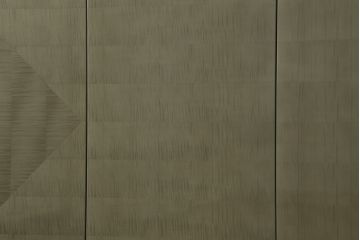 中古　超美品!!　ほぼ新品　IDC大塚家具　松創(マツソウ)　購入価格約170万円　ウィーンNo.6　グレーシカモアの美しい杢とモダンなデザインが目を引くサイドボード(戸棚、収納棚、サイドキャビネット、リビングボード)(R-075729)