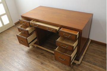 中古　美品!!　激レア　希少モデル　DREXEL HERITAGE(ドレクセルヘリテイジ)　重厚な佇まいで存在感抜群の両袖机(パートナーデスク、ニーホールデスク、ワークデスク、オフィスデスク、在宅用、在宅ワーク用)(R-075734)