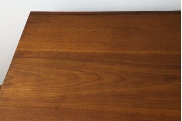 中古　美品!!　激レア　希少モデル　DREXEL HERITAGE(ドレクセルヘリテイジ)　重厚な佇まいで存在感抜群の両袖机(パートナーデスク、ニーホールデスク、ワークデスク、オフィスデスク、在宅用、在宅ワーク用)(R-075734)