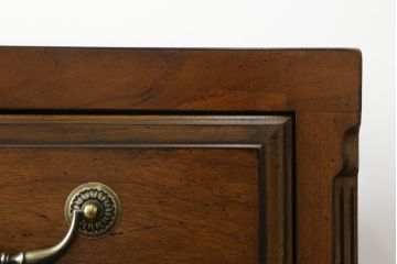 中古　美品!!　激レア　希少モデル　DREXEL HERITAGE(ドレクセルヘリテイジ)　重厚な佇まいで存在感抜群の両袖机(パートナーデスク、ニーホールデスク、ワークデスク、オフィスデスク、在宅用、在宅ワーク用)(R-075734)