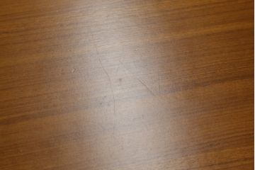 和製ビンテージ　美品　天童木工(Tendo)　チーク材　シンプルでモダンなデザインが空間をお洒落に演出するサイドボード(サイドキャビネット、収納棚、戸棚、テレビ台、テレビボード、ヴィンテージ)(R-075771)