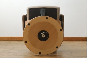 中古　カリモク家具(karimoku)　ザ・ファースト(THE FIRST)　RU71　上質なくつろぎの時間を演出するリクライニングチェア(リクライニングソファ、リクライナー、アームチェア、回転チェア、1人掛け、一人掛け)(R-075773)