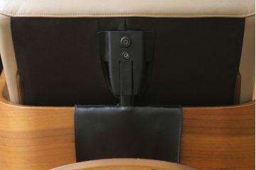 中古　カリモク家具(karimoku)　ザ・ファースト(THE FIRST)　RU71　上質なくつろぎの時間を演出するリクライニングチェア(リクライニングソファ、リクライナー、アームチェア、回転チェア、1人掛け、一人掛け)(R-075773)
