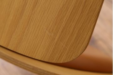 中古　オーク材　本革(レザー)　CARL HANSEN & SON(カール・ハンセン&サン) Hans J Wegner(ハンス・J・ウェグナー)デザイン　CH07　独創的なデザインが目を惹くシェルチェア(イス、椅子、ダイニングチェア、サロンチェア、イージーチェア、北欧)(定価約50万円)(R-075775)です。