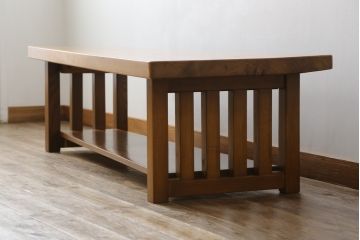 和製ビンテージ　天板肥松一枚板　美しい木目とスタイリッシュなデザインが目を惹くローテーブル(座卓、センターテーブル、リビングテーブル、ヴィンテージ)(R-075776)