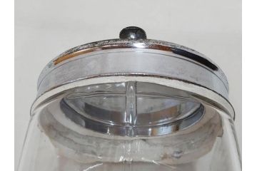 アンティーク雑貨　レトロな空間づくりにおすすめのガラス瓶(ガラスビン、菓子瓶、たばこ瓶、タバコ瓶、T.SAITO SYOUTEN、商店)(R-075780)