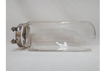 アンティーク雑貨　レトロな空間づくりにおすすめのガラス瓶(ガラスビン、菓子瓶、たばこ瓶、タバコ瓶、T.SAITO SYOUTEN、商店)(R-075783)