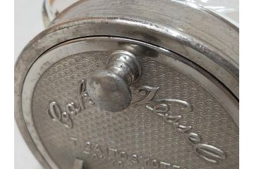 アンティーク雑貨　レトロな空間づくりにおすすめのガラス瓶(ガラスビン、菓子瓶、たばこ瓶、タバコ瓶、T.SAITO SYOUTEN、商店)(R-075783)