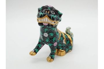 ヘレンド　ハンガリー　HEREND HVNGARY　シノワズリシリーズ　狛犬ペア　西安の黒・赤　右足・左足上げ　2点セット(こまいぬ、手描き、磁器、置物、飾り物、獅子、しし、シシ、HUNGARY)(R-075787)