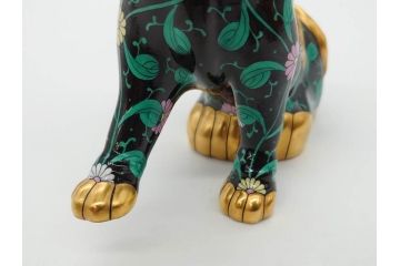ヘレンド　ハンガリー　HEREND HVNGARY　シノワズリシリーズ　狛犬ペア　西安の黒・赤　右足・左足上げ　2点セット(こまいぬ、手描き、磁器、置物、飾り物、獅子、しし、シシ、HUNGARY)(R-075787)