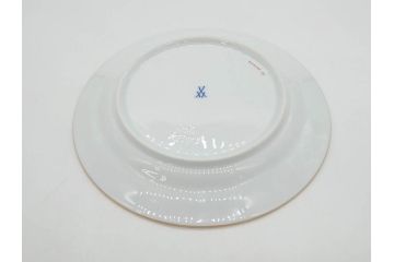 ドイツ　マイセン　Meissen　金彩　宮廷の小花　Xフォーム　ゴールドの装飾が優美な印象を与えるトリオセット(散らし小花、カップ&ソーサー、C&S、プレート、皿、洋食器)(R-075788)