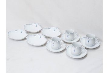 ドイツ　マイセン　Meissen　双剣　ホワイトマイセン　洗練されたデザインが美しいカップ&ソーサー4客・プレート4枚セット(C&S、皿、洋食器)(R-075789)