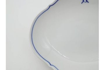 ドイツ　マイセン　Meissen　双剣　ホワイトマイセン　洗練されたデザインが美しいカップ&ソーサー4客・プレート4枚セット(C&S、皿、洋食器)(R-075789)