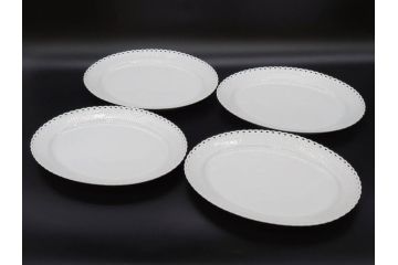 稀少　デンマーク　ROYAL COPENHAGEN(ロイヤルコペンハーゲン)　White Fluted Full Lace　ホワイトフルーテッド フルレース　美しいデザインが優雅さを演出するプレート4枚セット(皿、洋食器)(R-075791)