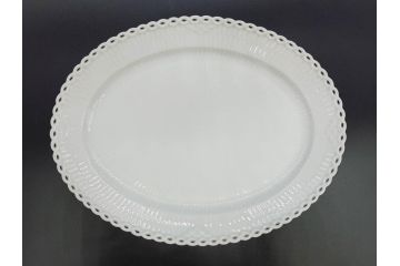 稀少　デンマーク　ROYAL COPENHAGEN(ロイヤルコペンハーゲン)　White Fluted Full Lace　ホワイトフルーテッド フルレース　美しいデザインが優雅さを演出するプレート4枚セット(皿、洋食器)(R-075791)