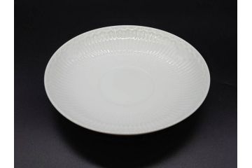 デンマーク　ROYAL COPENHAGEN(ロイヤルコペンハーゲン)　ホワイトフルーテッド ハーフレース　ブルーフラワー カーブ　ハイハンドル 気品漂う佇まいが魅力のカップ&ソーサー3客セット(White Fluted、C&S、洋食器)(R-075792)