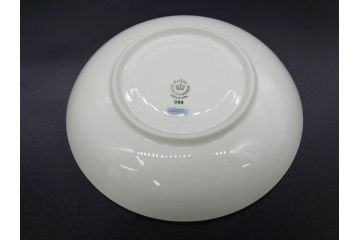 デンマーク　ROYAL COPENHAGEN(ロイヤルコペンハーゲン)　ホワイトフルーテッド ハーフレース　ブルーフラワー カーブ　ハイハンドル 気品漂う佇まいが魅力のカップ&ソーサー3客セット(White Fluted、C&S、洋食器)(R-075792)