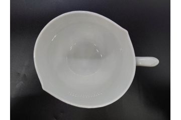 ドイツ　マイセン　Meissen　波の戯れ　ホワイト　さざ波のようなデザインが素敵なマグ4客・ティーカップ&ソーサー4客(C&S、マグカップ、洋食器)(R-075794)