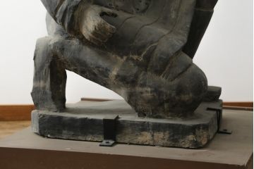 中国ビンテージ　特大!!  片膝たちの姿が堂々としている兵馬俑の象(焼物、オブジェ、跪射俑?、置物、ディスプレイ、店舗什器、ヴィンテージ)(R-075811)