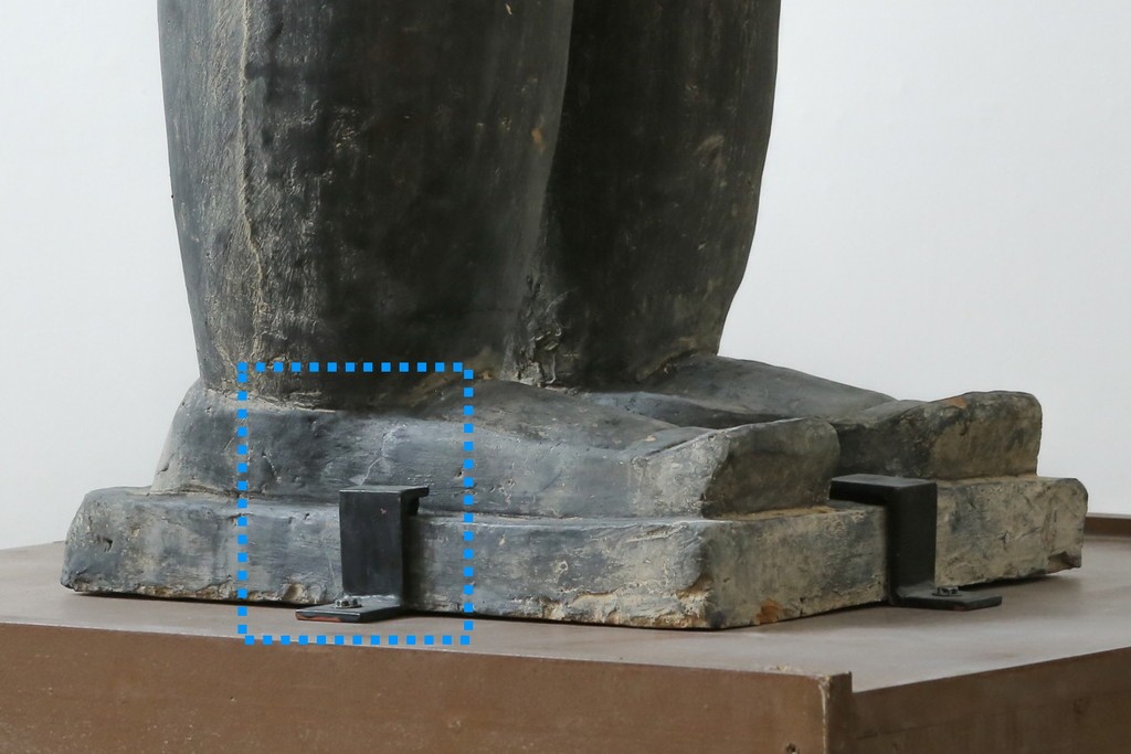 中国ヴィンテージ　特大!!　堂々とした立ち姿で威厳を感じさせる兵馬俑の像　(R-075812)