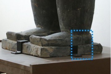 中国ヴィンテージ　特大!!　堂々とした立ち姿で威厳を感じさせる兵馬俑の像　(R-075812)