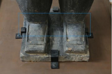 中国ヴィンテージ　特大!!　堂々とした立ち姿で威厳を感じさせる兵馬俑の像　(R-075812)