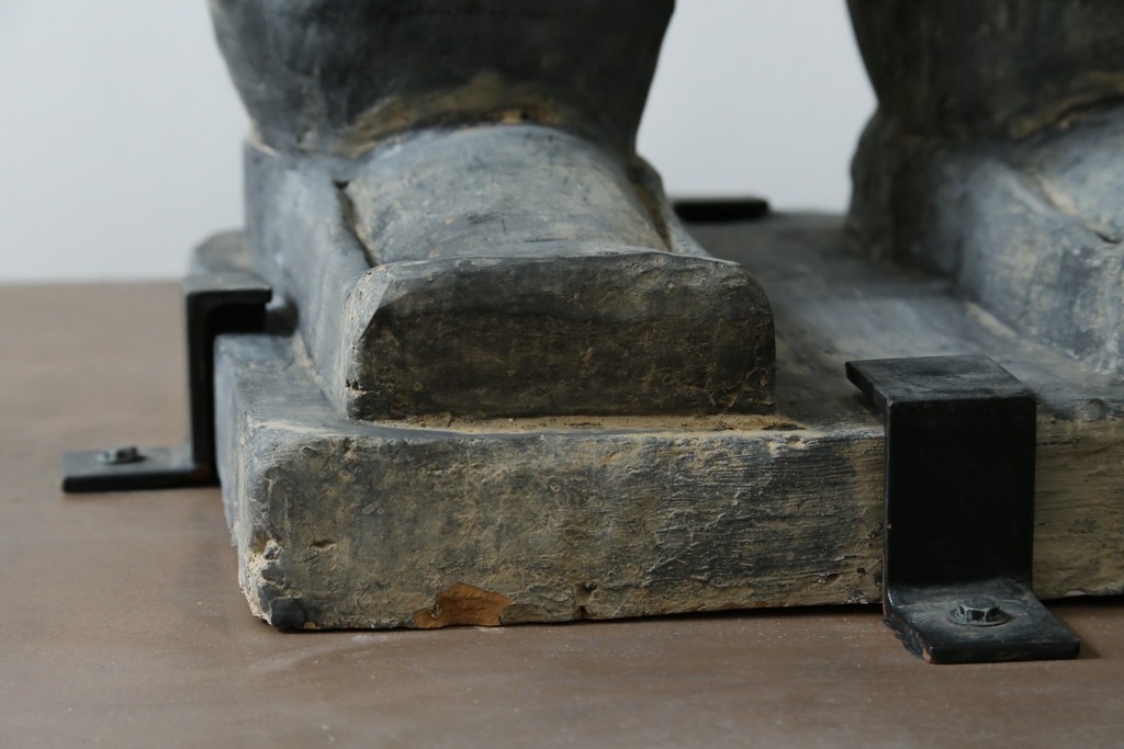 中国ヴィンテージ　特大!!　堂々とした立ち姿で威厳を感じさせる兵馬俑の像　(R-075812)