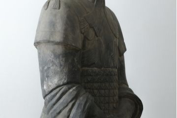 中国ビンテージ　特大!!  堂々とした立ち姿で威厳を感じさせる兵馬俑の象(焼物、オブジェ、将軍俑?、置物、ディスプレイ、店舗什器、ヴィンテージ)(R-075812)
