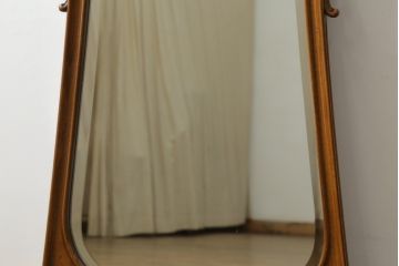 中古　美品　イタリア高級家具　メデア(Medea)　華やかな意匠が素敵なミラー(鏡、姿見)(定価約20万円)(R-075823)
