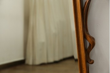 中古　美品　イタリア高級家具　メデア(Medea)　華やかな意匠が素敵なミラー(鏡、姿見)(定価約20万円)(R-075823)