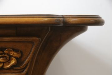 中古　美品　イタリア高級家具　メデア(Medea)　クラシカルな佇まいと特徴あるデザインが素敵なサイドテーブル(コンソールテーブル、花台、飾り台)(定価約35万円)(R-075824)