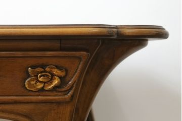 中古　イタリア高級家具　メデア(Medea)　クラシカルな佇まいと華やかな意匠が素敵なドレッサー(鏡台、化粧台、ミラー)(定価約55万円)(R-075825)