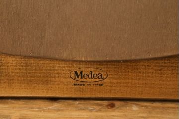 中古　イタリア高級家具　メデア(Medea)　クラシカルな佇まいと華やかな意匠が素敵なドレッサー(鏡台、化粧台、ミラー)(定価約55万円)(R-075825)