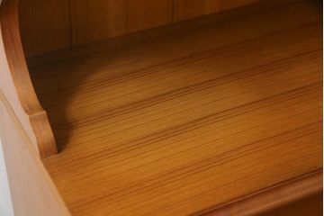 和製ビンテージ　国産　職人手造り　北欧デザイン　チーク材　ナチュラルテイストな空間におすすめのカップボード(食器棚、収納棚、戸棚、キャビネット、ヴィンテージ)(R-075830)