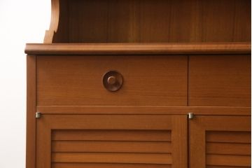 和製ビンテージ　国産　職人手造り　北欧デザイン　チーク材　ナチュラルテイストな空間におすすめのカップボード(食器棚、収納棚、戸棚、キャビネット、ヴィンテージ)(R-075830)