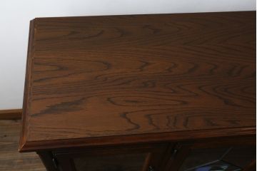 中古　美品　えぞ民芸家具　ステンドグラス入りの扉がアクセントになるサイドボード(収納棚、戸棚、サイドキャビネット、リビングボード)(R-075835)
