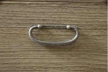 中古　美品!!　会津松本(會津松本)　東西館　桂鳳作　ダイナミックな彫刻入りの総桐箪笥(並厚、総桐たんす、着物箪笥、衣装箪笥、整理タンス、収納たんす、和箪笥、引き出し)(定価約170万円)(R-075836)