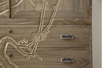 中古　美品!!　会津松本(會津松本)　東西館　桂鳳作　ダイナミックな彫刻入りの総桐箪笥(並厚、総桐たんす、着物箪笥、衣装箪笥、整理タンス、収納たんす、和箪笥、引き出し)(定価約170万円)(R-075836)