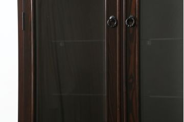 中古　美品　岩谷堂箪笥　シックな佇まいが魅力的なキャビネット(飾り棚、収納棚、戸棚)(R-075837)