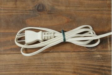 中古　美品　岩谷堂箪笥　シックな佇まいが魅力的なキャビネット(飾り棚、収納棚、戸棚)(R-075837)