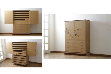 中古　高級品!!　蒔絵入り　上品な佇まいで和の空間を引き立てる総桐箪笥(並厚、総桐たんす、衣装箪笥、着物箪笥、収納タンス、和タンス、引き出し)(定価約230万円)(R-075838)