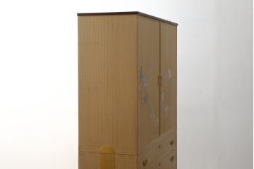 中古　高級品!!　蒔絵入り　上品な佇まいで和の空間を引き立てる総桐箪笥(並厚、総桐たんす、衣装箪笥、着物箪笥、収納タンス、和タンス、引き出し)(定価約230万円)(R-075838)
