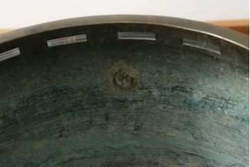 昭和初期　上手物　御鋳物師 塩原　約25kg　細やかな意匠が施された存在感のある古銅火鉢(手あぶり、鉢カバー)(R-075839)