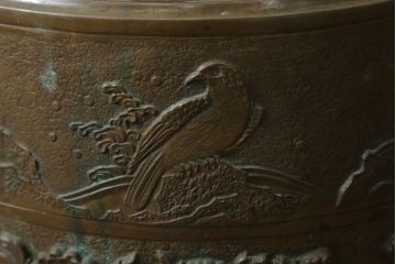 昭和初期　上手物　御鋳物師 塩原　約25kg　細やかな意匠が施された存在感のある古銅火鉢(手あぶり、鉢カバー)(R-075839)
